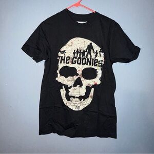 The Goonies Skull Graphic T-Shirt – Size S (New with Tag)